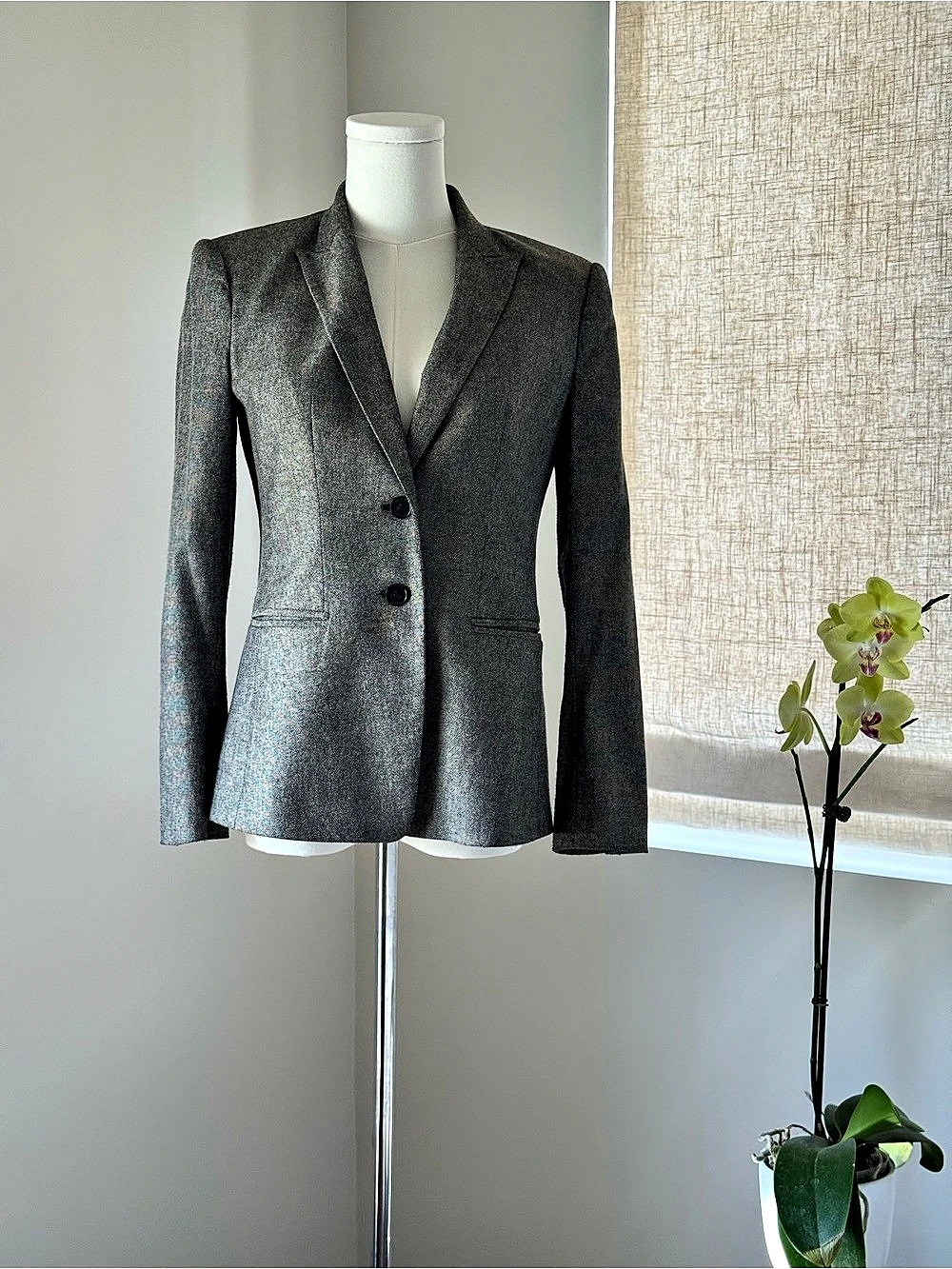 Ann Taylor Women's Houndstooth Blazer Size 4P Like New